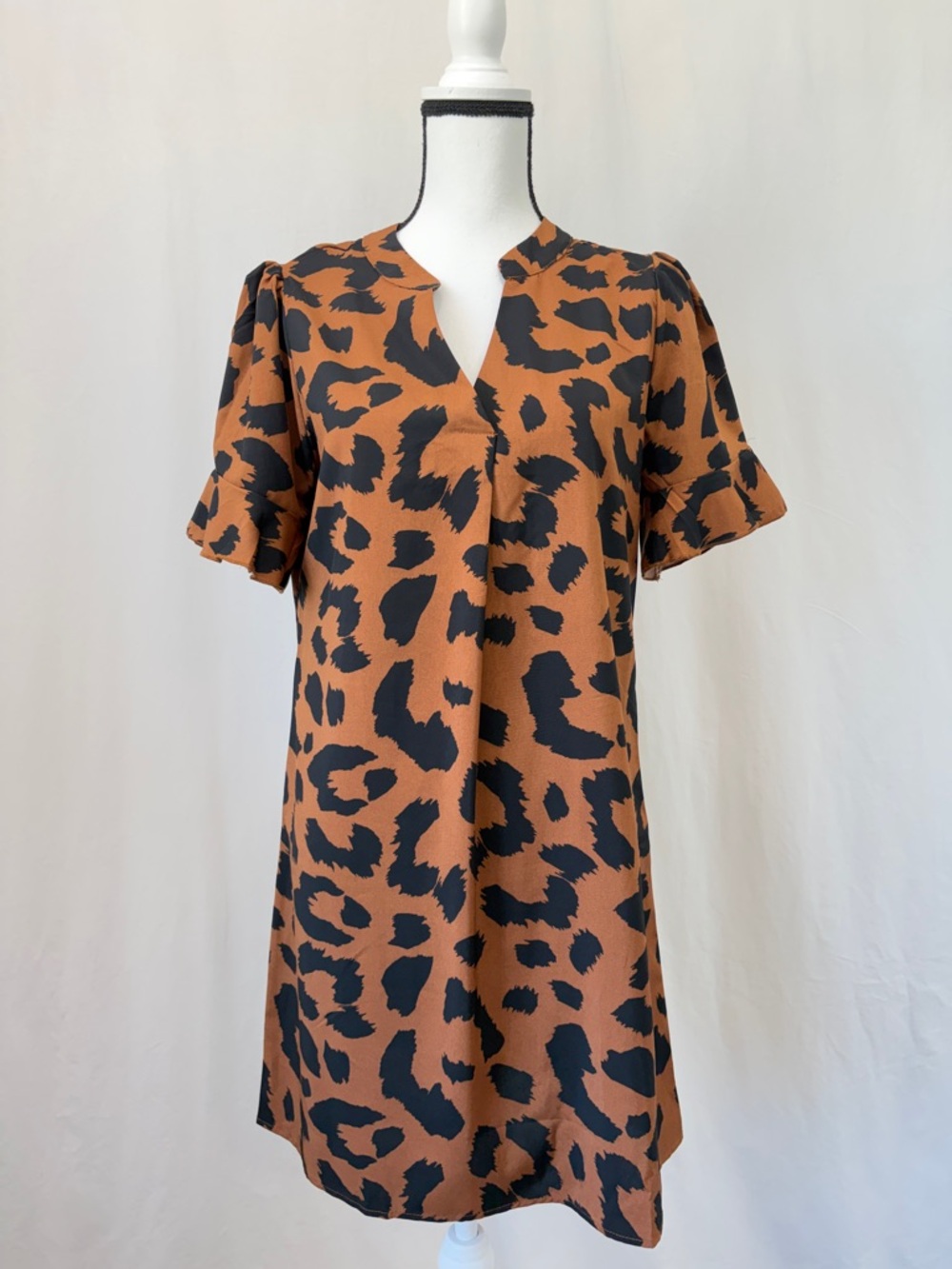 Emery Rose Brown Black Leopard Print V-Notch Short Sleeve Mini Dress size Medium